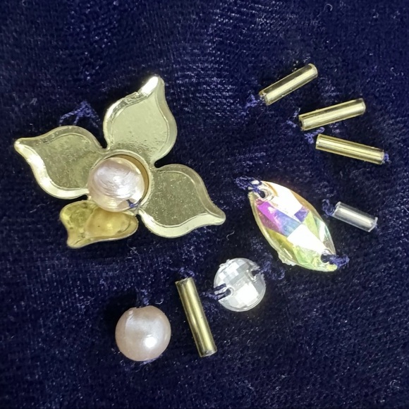 ASOS Petite Floral Beading Wrap Low Cut Velvet Mini Dress NWT Sz. 4 - Picture 10 of 13